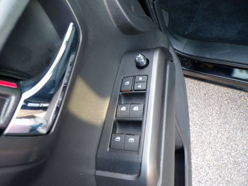 Used 2023 Toyota Tacoma TRD Off-Road w/ Technology Package image 11