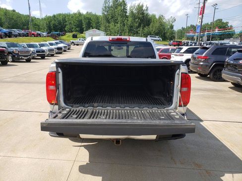 Used 2016 Chevrolet Colorado Z71 AWD/4WD image 5