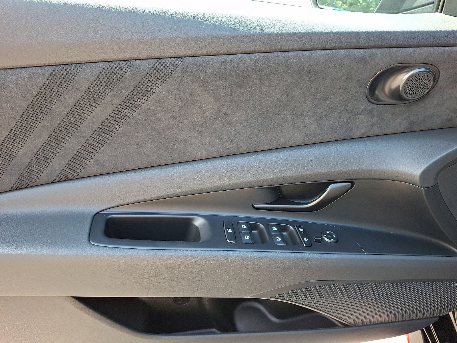 Used 2026 Hyundai Elantra N FWD image 10