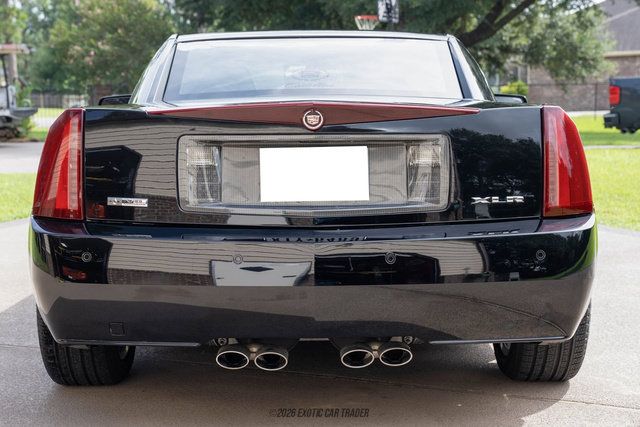 Used 2006 Cadillac XLR RWD image 18