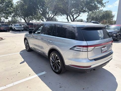 Used 2020 Lincoln Aviator Reserve w/ Equipment Group 202A AWD/4WD image 4