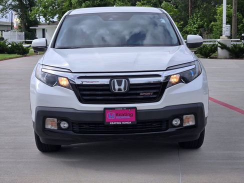 Certified 2020 Honda Ridgeline Sport image 2
