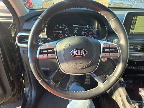 Used 2020 Kia Telluride SX w/ Towing Package image 17