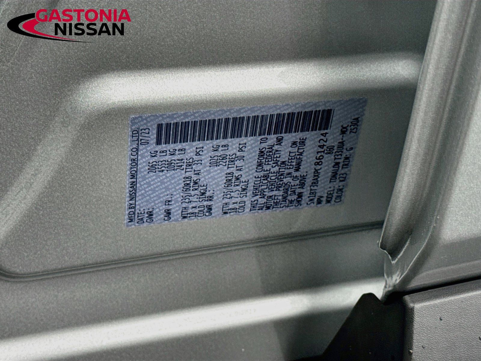 Used 2023 Nissan Rogue SV FWD image 40