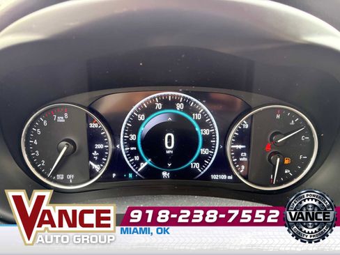 Used 2020 Buick Envision Premium w/ Driver Confidence Package AWD/4WD image 32