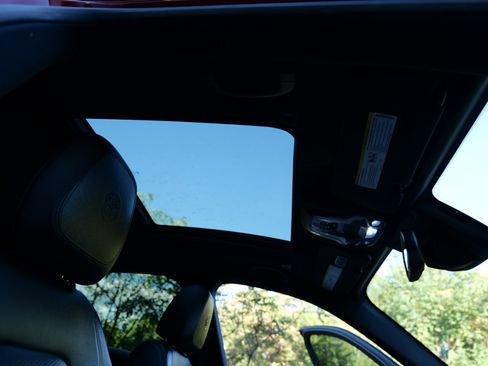 Used 2018 Alfa Romeo Stelvio Ti Sport image 41