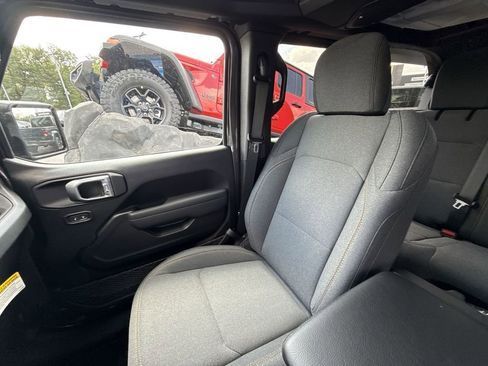 New 2026 Jeep Wrangler Willys AWD/4WD image 30
