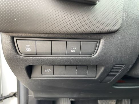 Used 2025 MAZDA CX-50 AWD 2.5 S w/ Preferred Package image 18