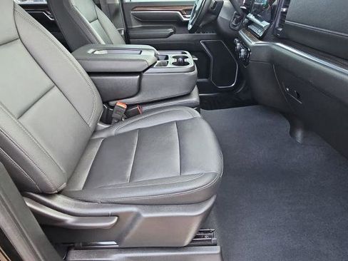 Certified 2025 Chevrolet Silverado 2500 LT w/ Z71 Chrome Sport Edition image 25