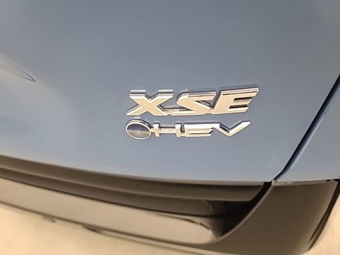 Used 2025 Toyota RAV4 XSE w/ Advanced Technology Package AWD/4WD image 14