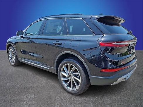 New 2025 Lincoln Corsair Premiere w/ Equipment Group 101A image 4