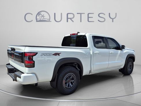 New 2026 Nissan Frontier PRO-4X w/ Tow Package AWD/4WD image 6