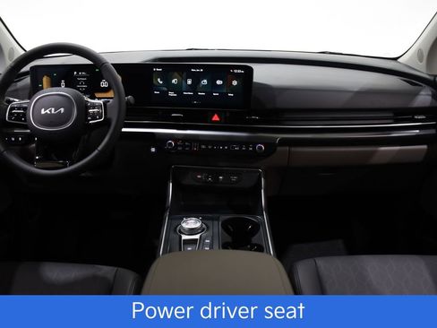 New 2026 Kia Carnival LXS image 8