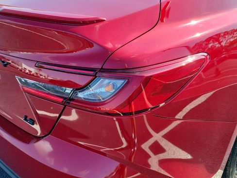 Used 2025 Toyota Camry LE w/ Convenience Package FWD image 11