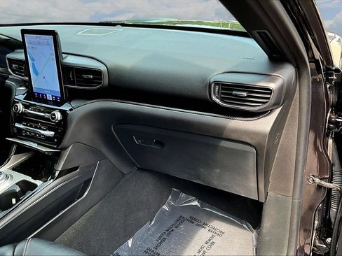 Used 2024 Ford Explorer ST w/ Equipment Group 401A AWD/4WD image 29