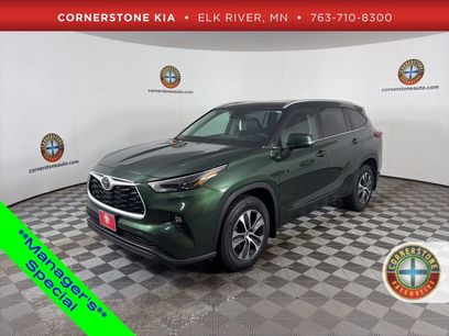 Used 2023 Toyota Highlander XLE