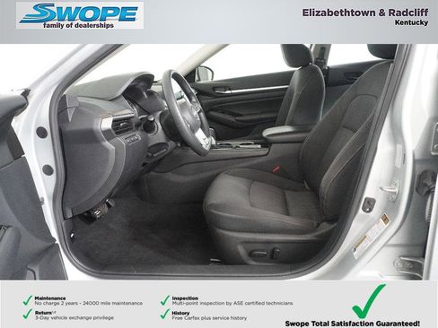 Used 2023 Nissan Altima 2.5 SV image 13