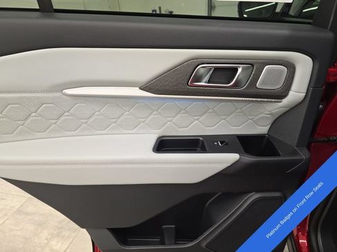 New 2026 Ford Explorer Platinum w/ LUX Leather Package AWD/4WD image 25