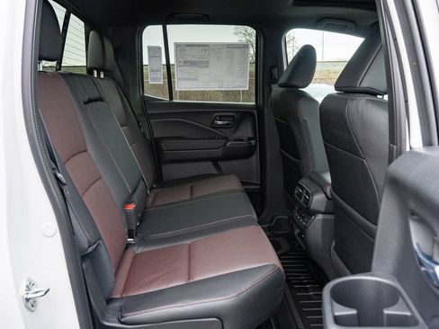 New 2026 Honda Ridgeline Black Edition image 14