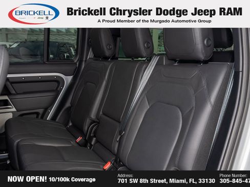 Used 2023 Land Rover Defender 130 SE image 16