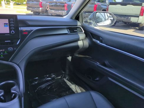 Certified 2023 Toyota Camry SE FWD image 16