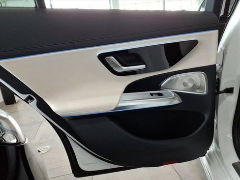 New 2026 Mercedes-Benz E 450 4MATIC Sedan image 17
