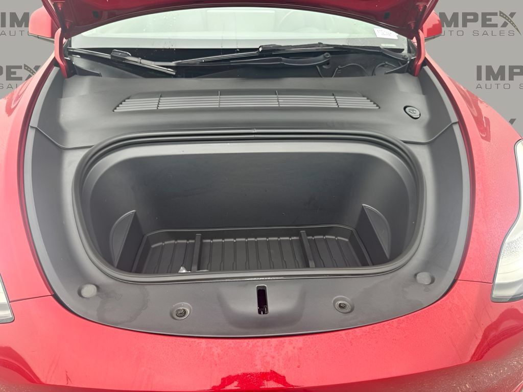 Used 2023 Tesla Model Y Long Range AWD/4WD image 20