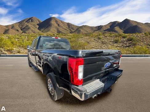 Used 2018 Ford F250 XL AWD/4WD image 3