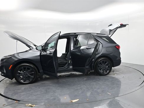 Used 2023 Chevrolet Equinox RS w/ LPO, Floor Liner Package image 57