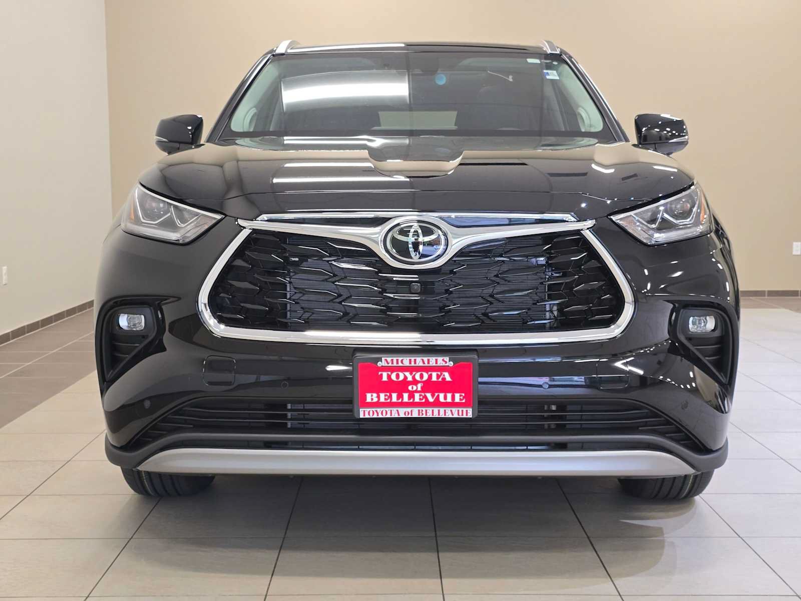 New 2026 Toyota Highlander Platinum AWD/4WD image 6