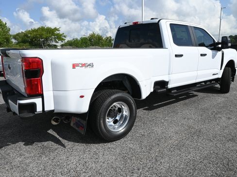 New 2026 Ford F350 XL w/ STX Appearance Package AWD/4WD image 3