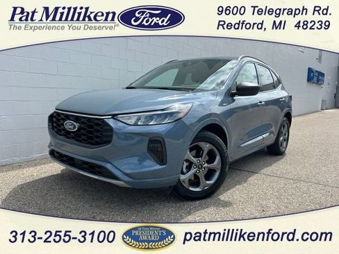 Certified 2023 Ford Escape ST-Line w/ Tech Pack #1 AWD/4WD image 1