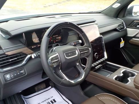 New 2026 GMC Acadia Denali Ultimate w/ LPO, All-Weather Package AWD/4WD image 19