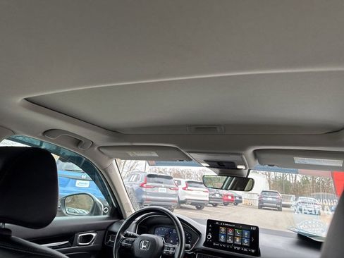 Used 2023 Honda Civic Touring image 12