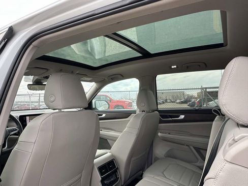 New 2026 Volkswagen Atlas SEL AWD/4WD image 11