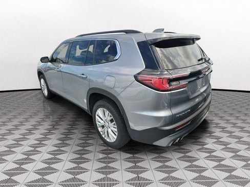 Used 2024 GMC Acadia Elevation FWD image 4