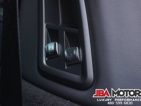 Used 2023 BMW X7 xDrive40i w/ M Sport Package AWD/4WD image 92