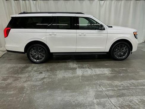 New 2026 Ford Expedition Max Platinum w/ Stealth Appearance Package AWD/4WD image 2