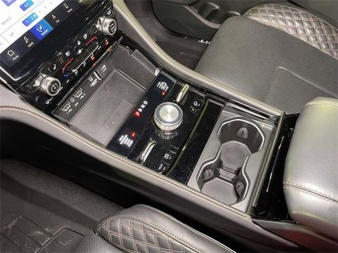 Used 2022 Jeep Grand Cherokee Summit image 35