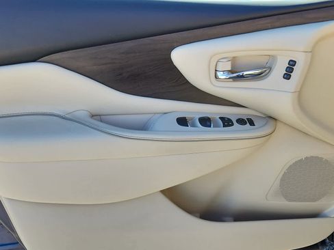 Used 2019 Nissan Murano Platinum w/ Cargo Package image 10