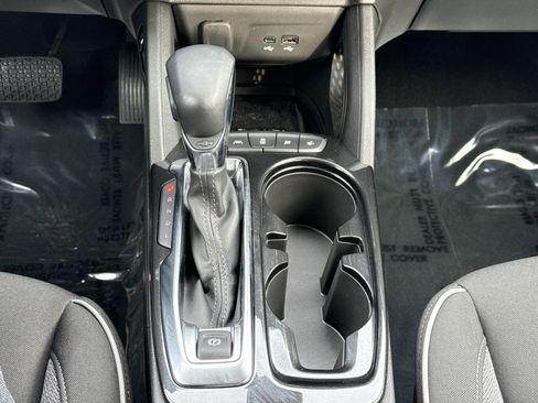 Used 2025 Chevrolet TrailBlazer LT w/ Convenience Package image 6