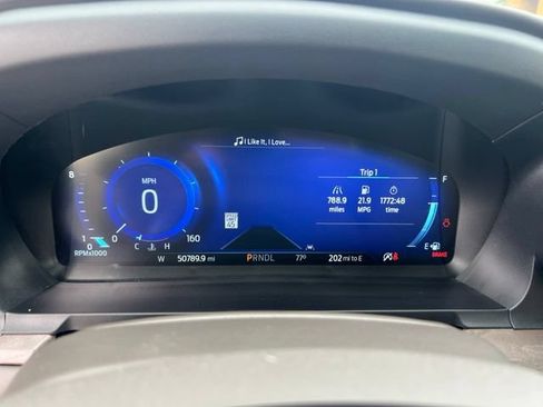 Certified 2023 Ford Explorer Platinum w/ Technology Package AWD/4WD image 12