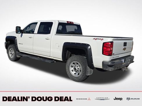 Used 2015 Chevrolet Silverado 3500 LT AWD/4WD image 4