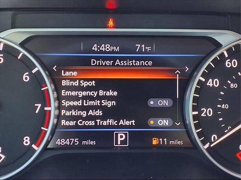 Used 2024 Nissan Sentra SV w/ SV Premium Package image 30