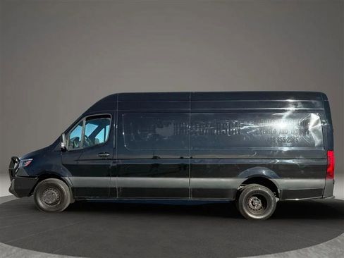 Used 2019 Mercedes-Benz Sprinter 170 Cargo w/ Exterior Lighting Package image 2