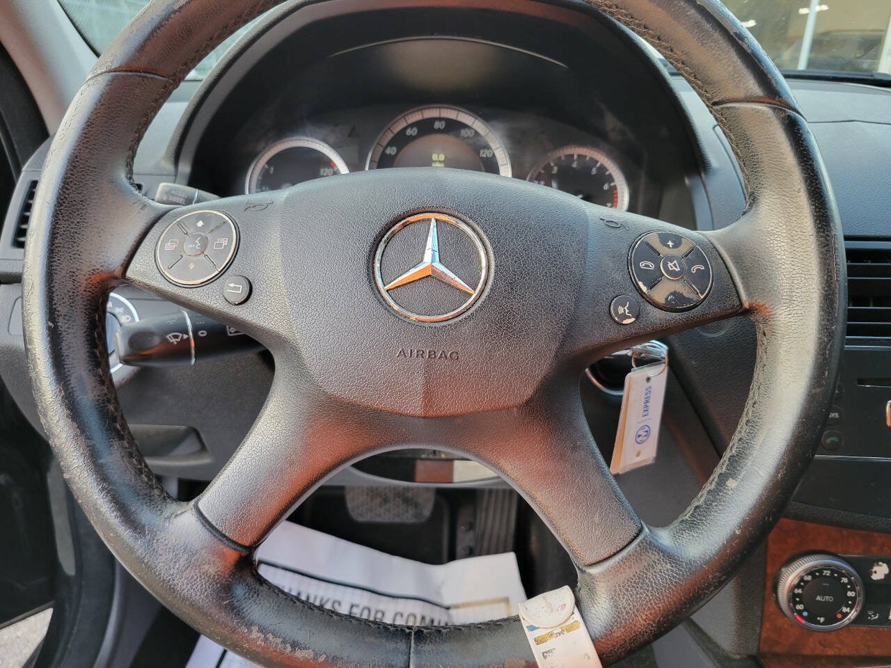 Used 2009 Mercedes-Benz C 300 Sedan image 17