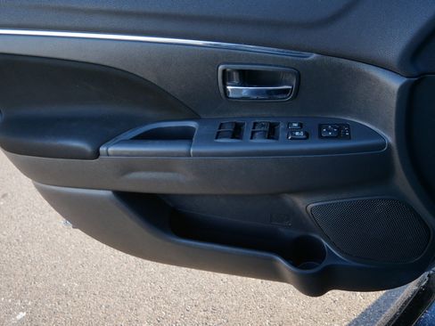 Used 2020 Mitsubishi Outlander Sport ES image 19