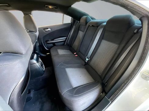 Used 2018 Dodge Charger SXT Plus w/ Navigation & Travel Group RWD image 19