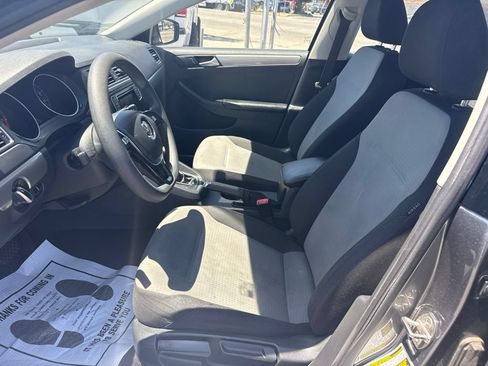Used 2017 Volkswagen Jetta S FWD image 7