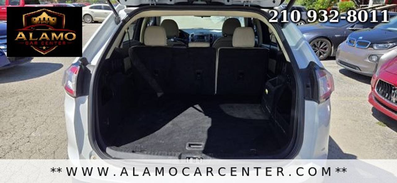 Used 2015 Ford Edge SE FWD image 24